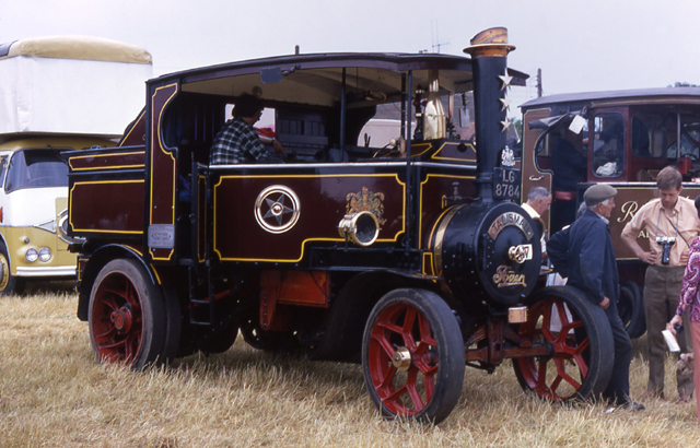 Foden tractor 13484 LG8784 Foden tractor 13484 LG8784