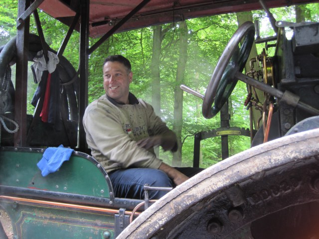 Andy stops for a breather on the way back from Fawley